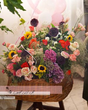 سبد گل طبیعی گهواره ای1